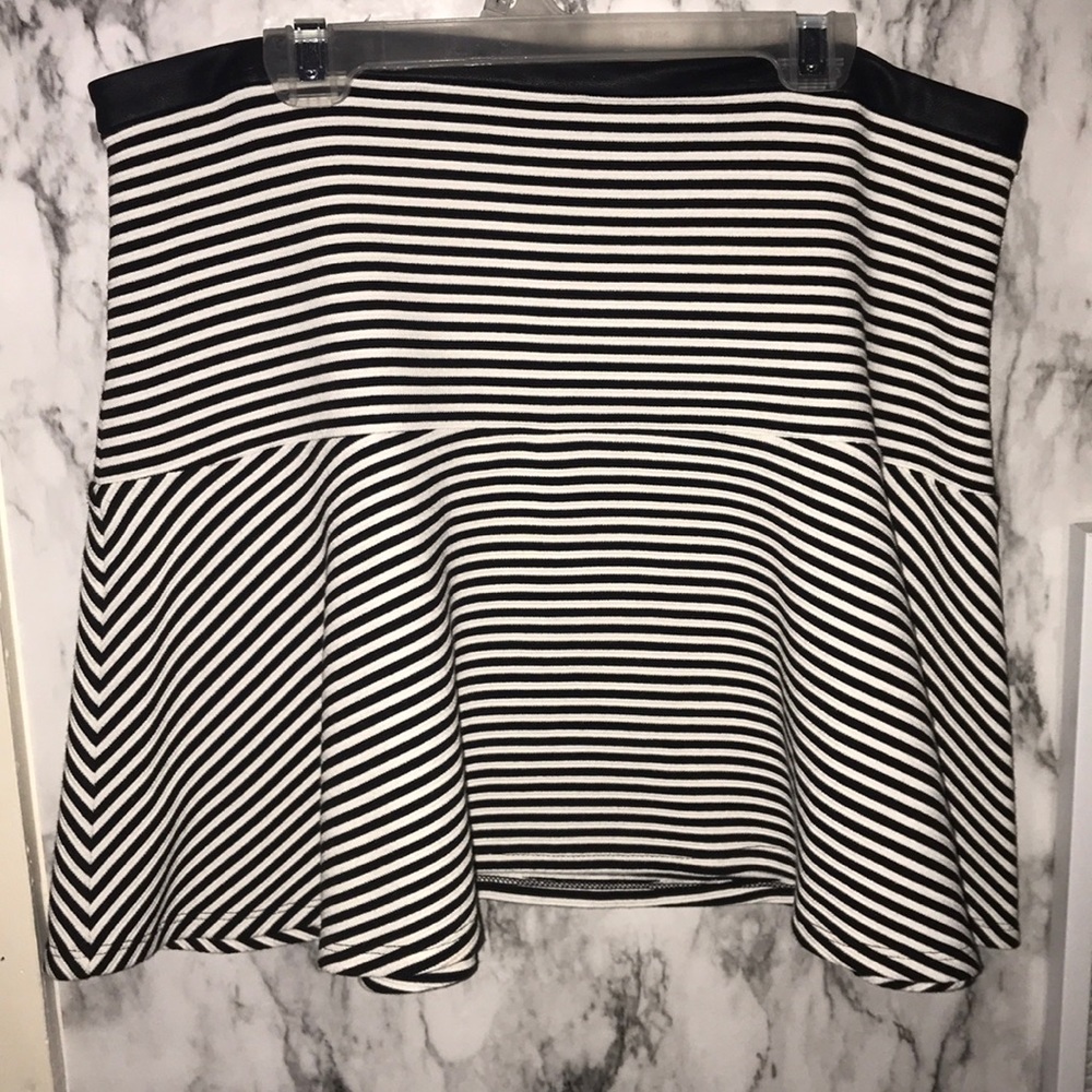 Express skirt